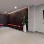 Luxury Central Apartment